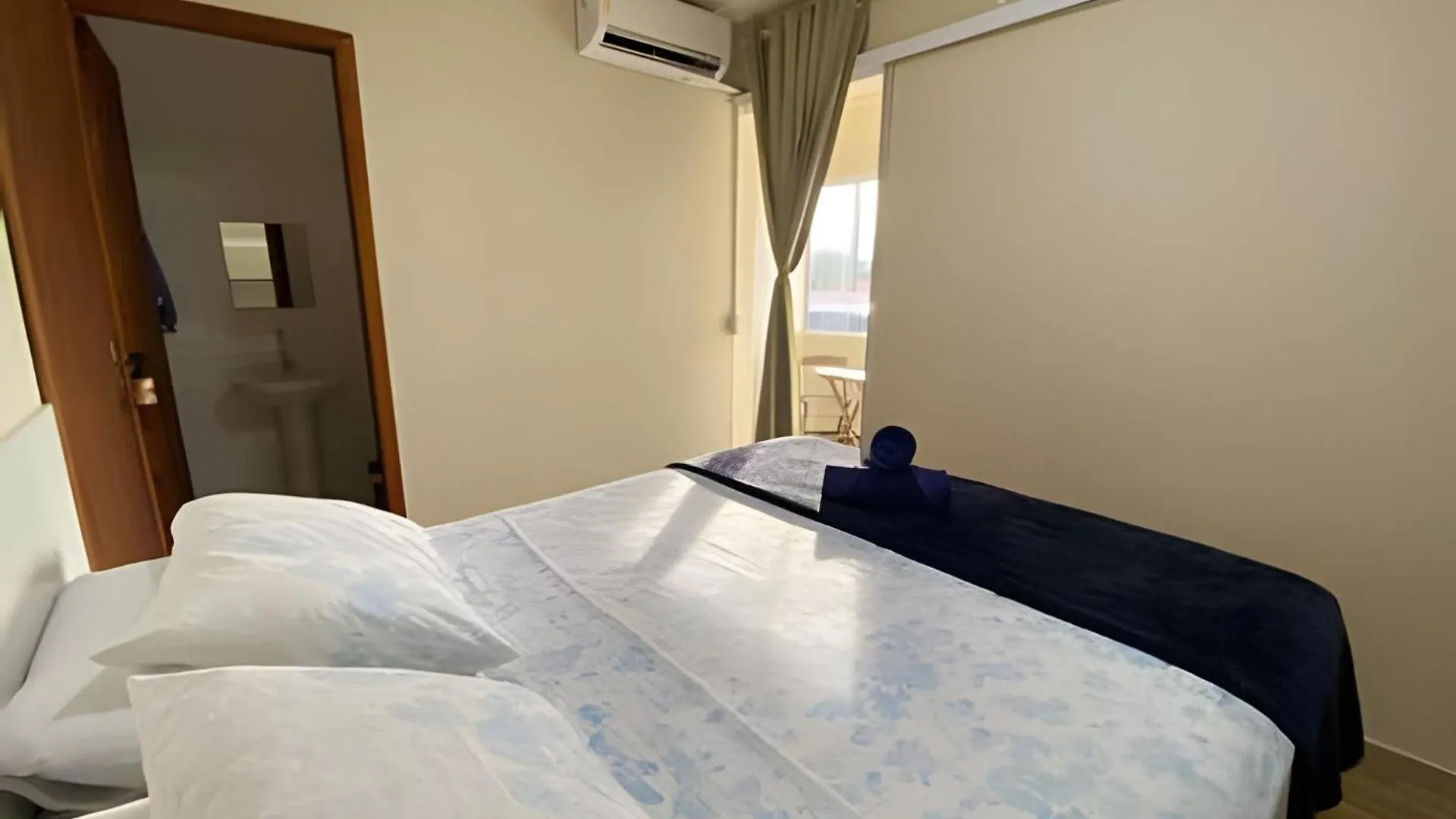 Lodge Oahu Guest House Praia do Rosa