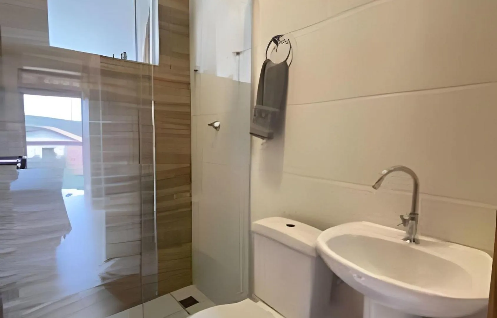 Lodge Oahu Guest House Praia do Rosa Brazil