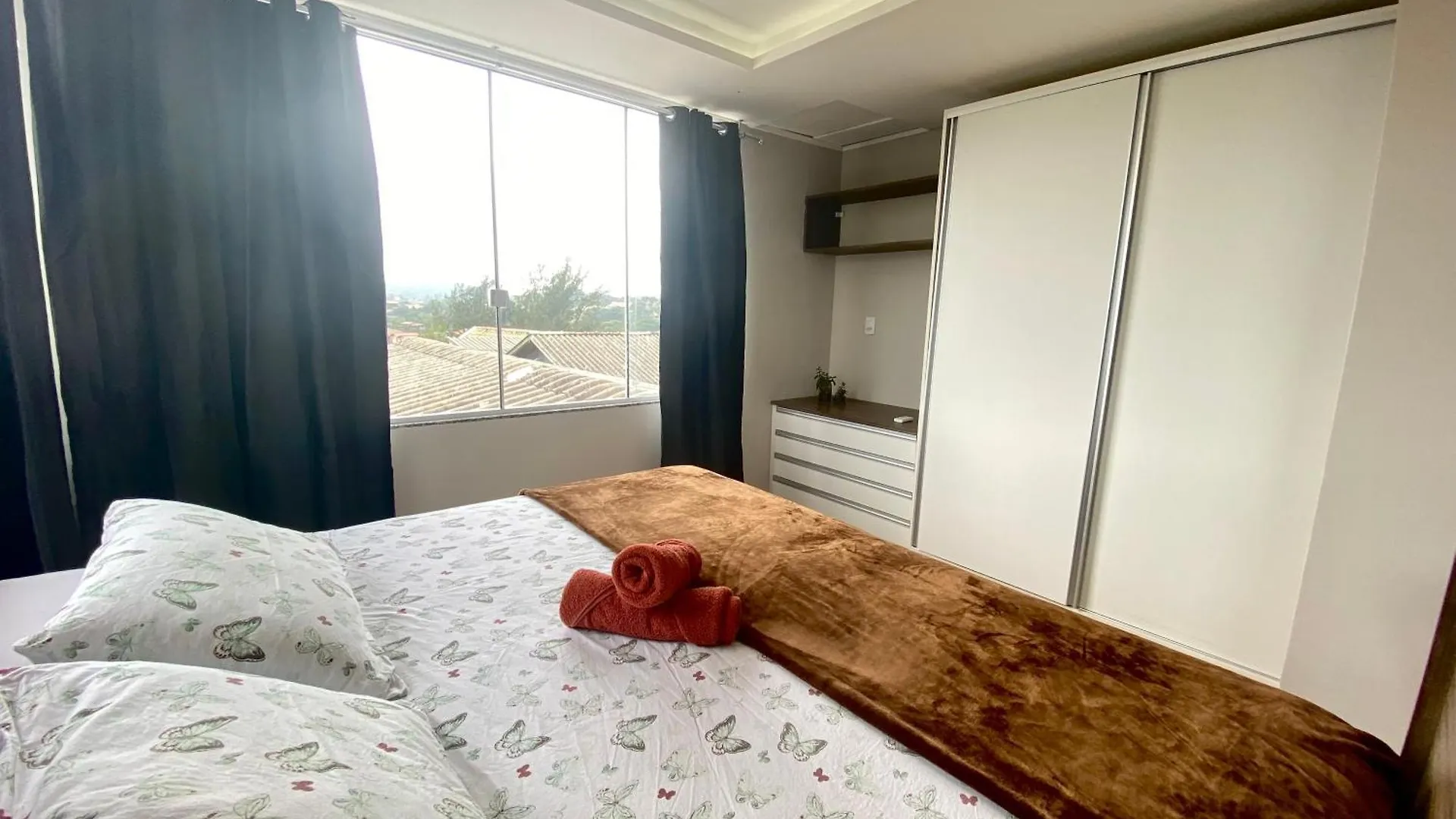 Oahu Guest House Praia do Rosa Brazil
