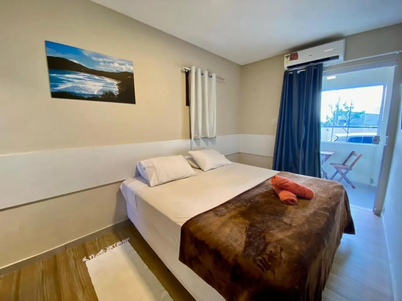 Oahu Guest House Praia do Rosa 0*,  Brazil